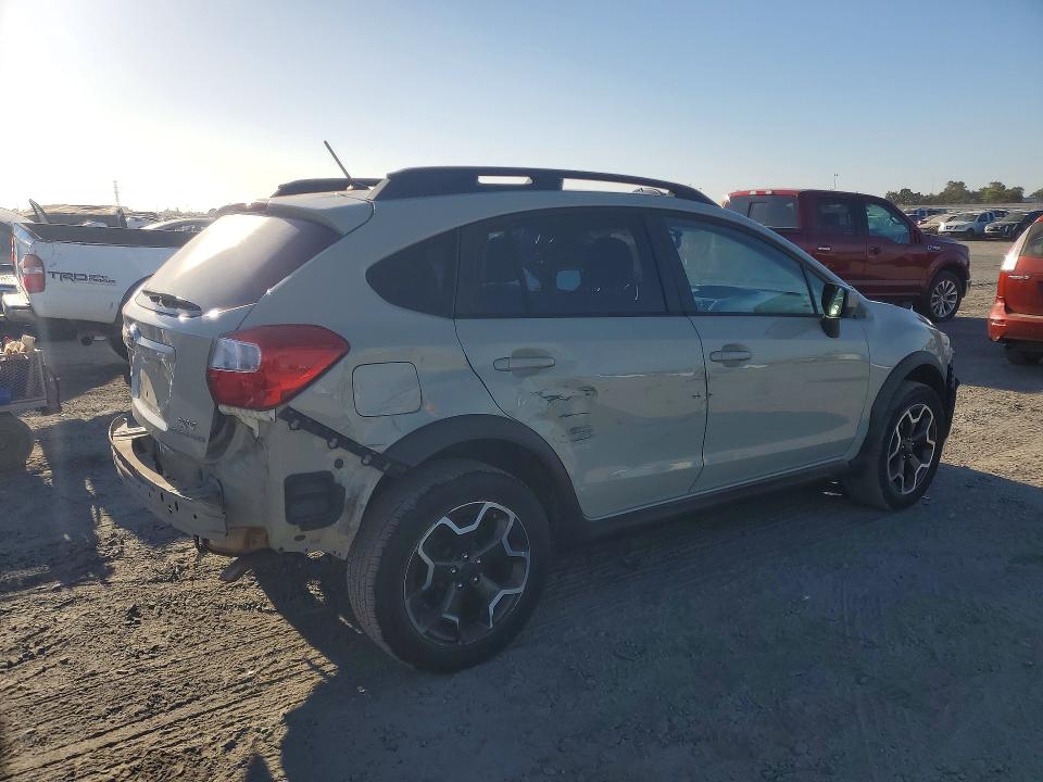 Photo 3 from auction – 2015 SUBARU XV CROSSTREK with VIN JF2GPACC1F8216862