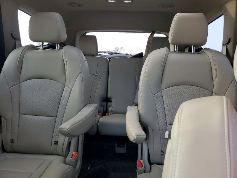 Photo 10 from auction – 2019 BUICK ENCLAVE with VIN 5GAEVAKW4KJ130344