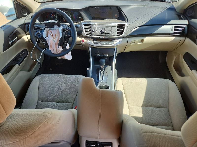 Photo 8 from auction – 2015 HONDA ACCORD with VIN 1HGCR6F39FA015253