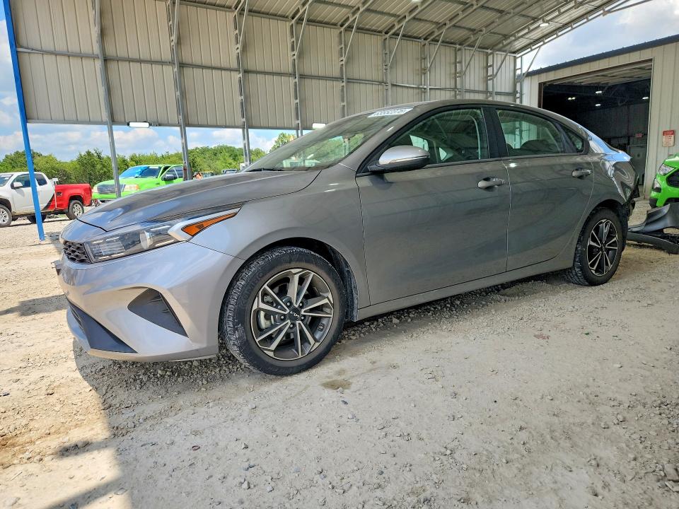 KIA FORTE 2022 with VIN 3KPF24AD6NE468083 - Photo from auction