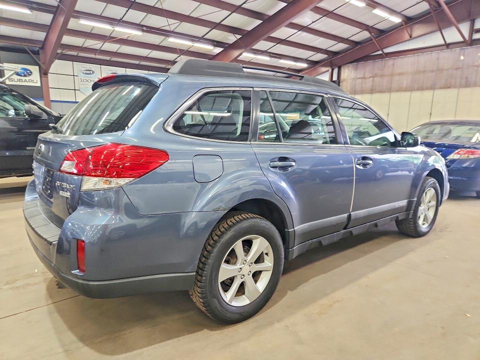 Photo 3 from auction – 2014 SUBARU OUTBACK with VIN 4S4BRBAC8E3262806