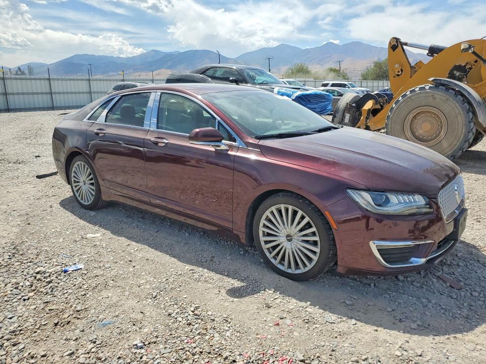 Photo 4 from auction – 2017 LINCOLN MKZ with VIN 3LN6L5F98HR627766