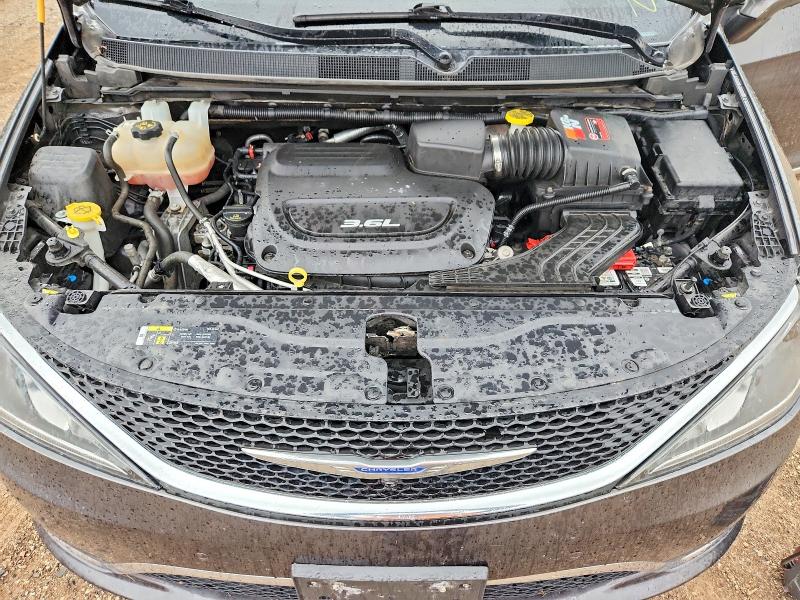 Photo 11 from auction – 2018 CHRYSLER PACIFICA with VIN 2C4RC1GG4JR334014