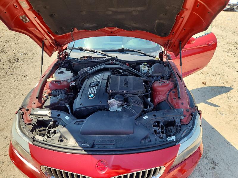 Photo 11 from auction – 2013 BMW Z4 with VIN WBALM7C51DE385687