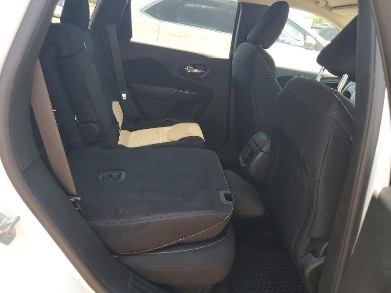 Photo 11 from auction – 2015 JEEP CHEROKEE with VIN 1C4PJMCB2FW510033