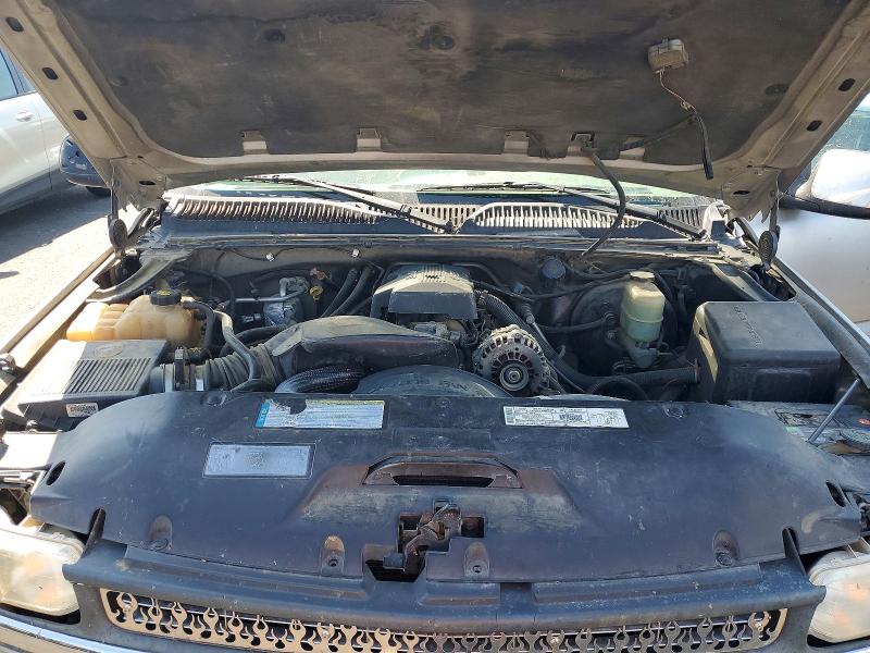 Photo 11 from auction – 2000 CHEVROLET SILVERADO with VIN 1GCEC19VXYZ352995