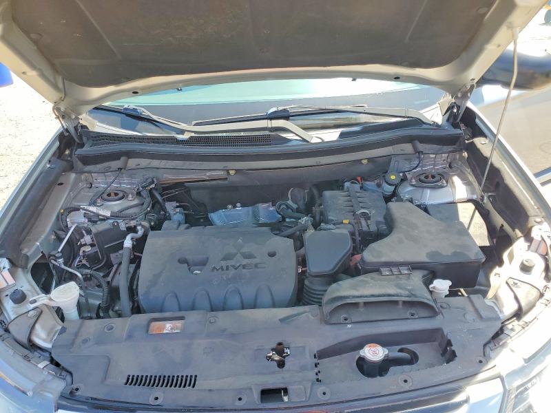 Photo 12 from auction – 2018 MITSUBISHI OUTLANDER with VIN JA4AZ3A30JZ058931