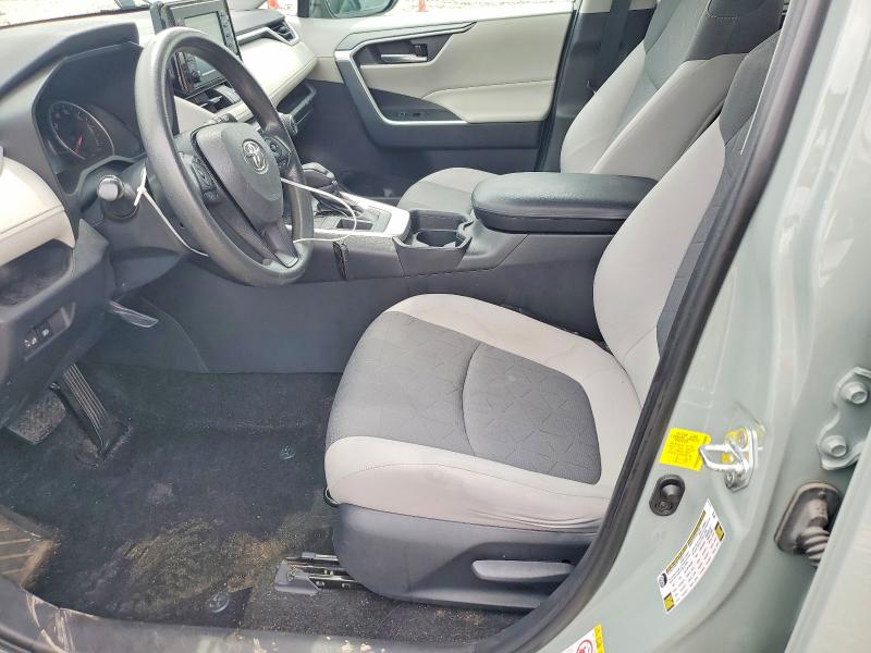 Photo 7 from auction – 2019 TOYOTA RAV4 with VIN 2T3W1RFV7KW020484
