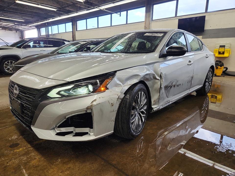 NISSAN ALTIMA 2026 with VIN 1N4BL4DV6TN349741 - Photo from auction