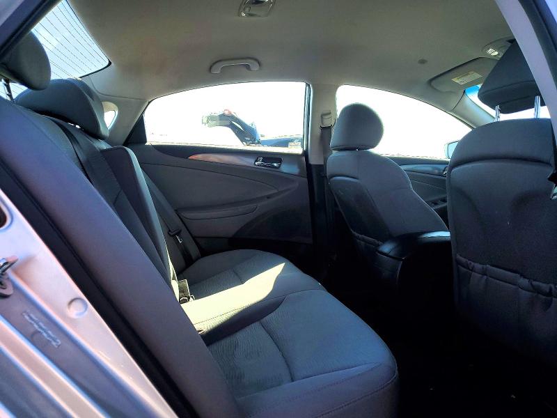 Photo 10 from auction – 2014 HYUNDAI SONATA with VIN KMHEC4A48EA115156