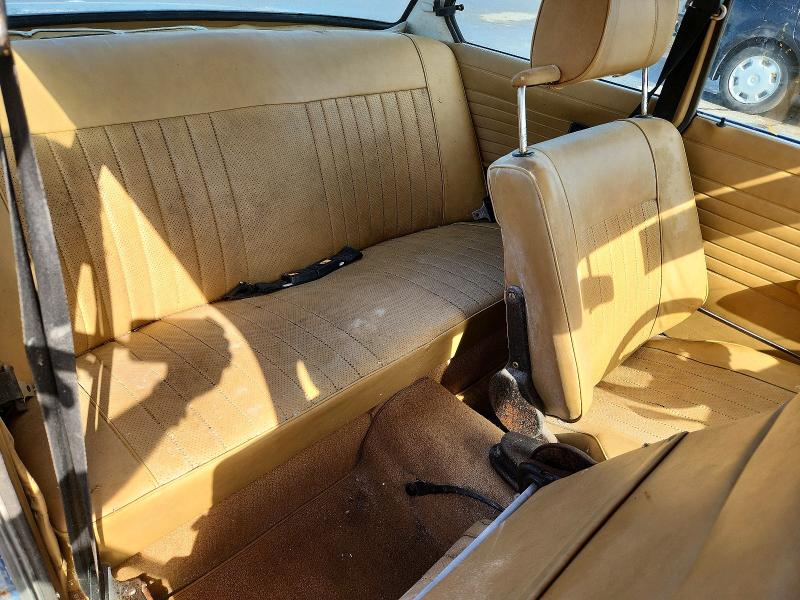 Photo 10 from auction – 1974 BMW 2002 with VIN 4228796