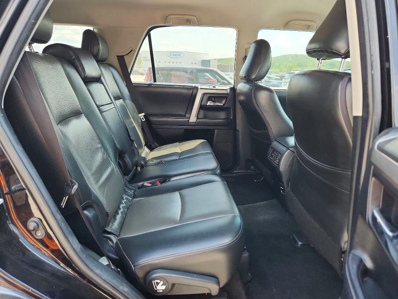 Photo 11 from auction – 2017 TOYOTA 4RUNNER with VIN JTEBU5JR9H5450201