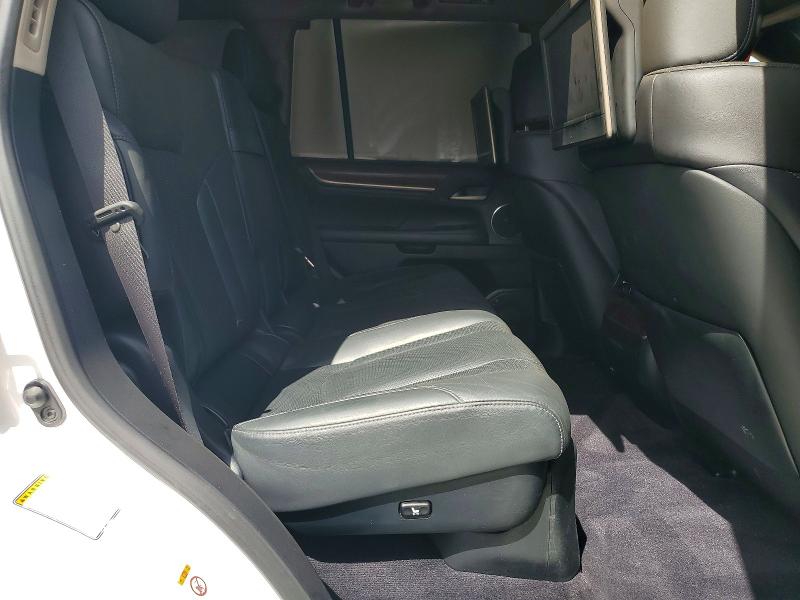 Photo 11 from auction – 2016 LEXUS LX with VIN JTJHY7AXXG4195833