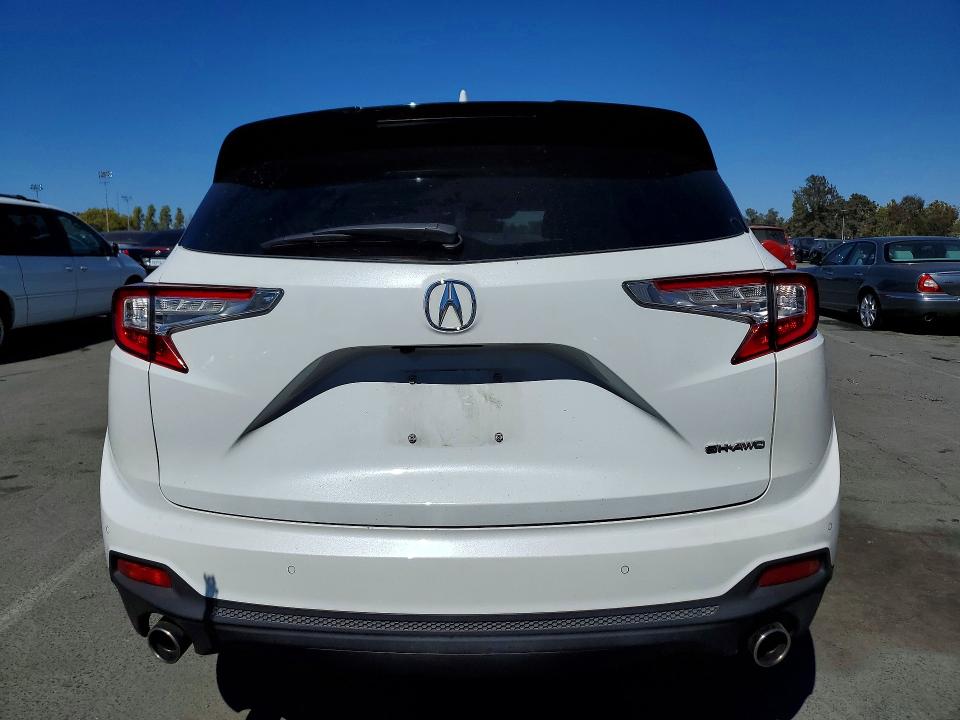 Photo 6 from auction – 2021 ACURA RDX with VIN 5J8TC2H52ML041414