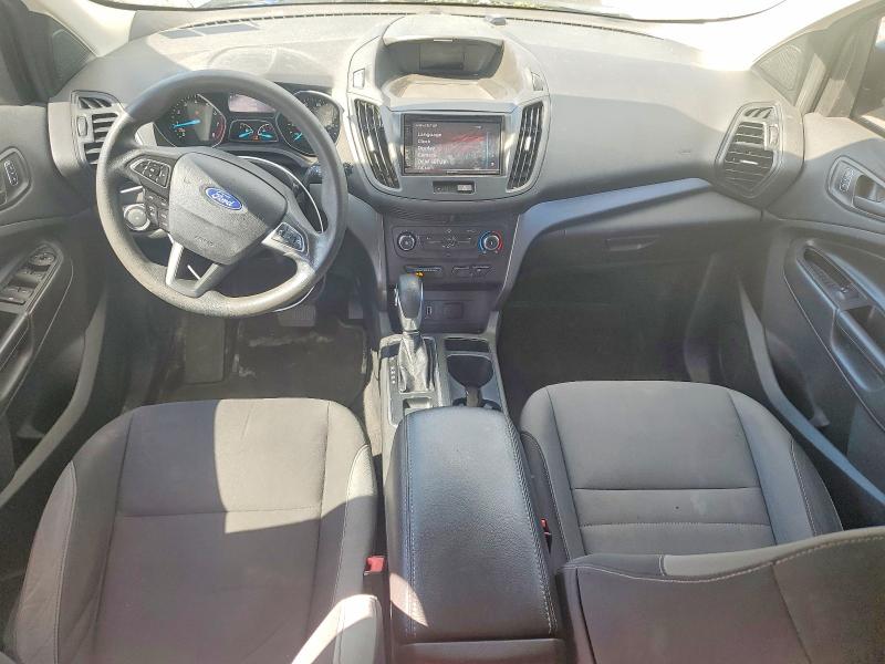 Photo 8 from auction – 2017 FORD ESCAPE with VIN 1FMCU0F71HUE74240