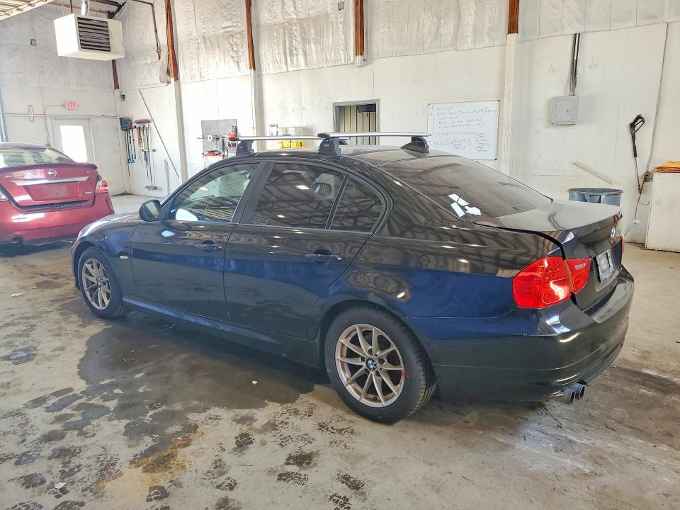 Photo 2 from auction – 2010 BMW 328 with VIN WBAPH5C54AA439335