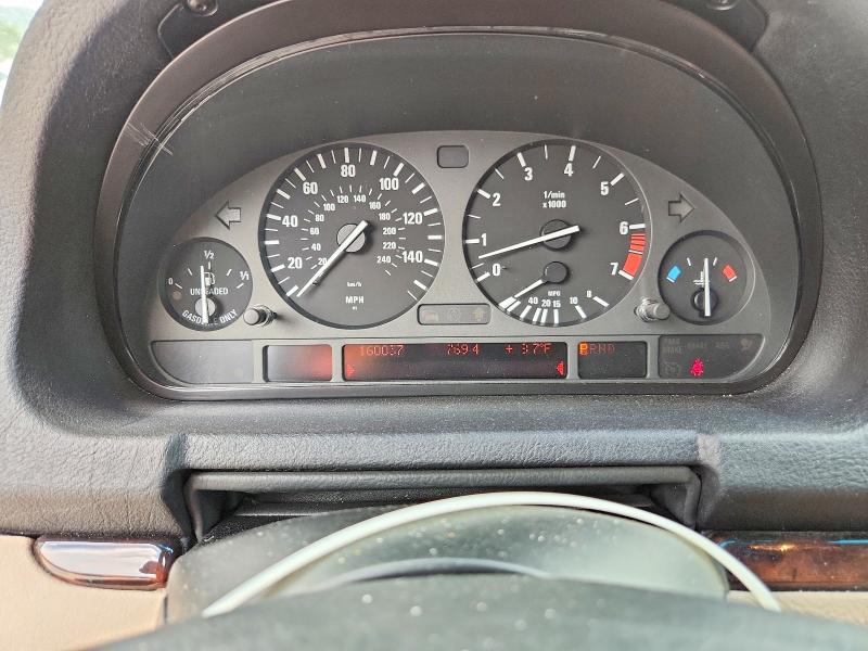 Photo 9 from auction – 2001 BMW X5 with VIN WBAFA53501LM83532
