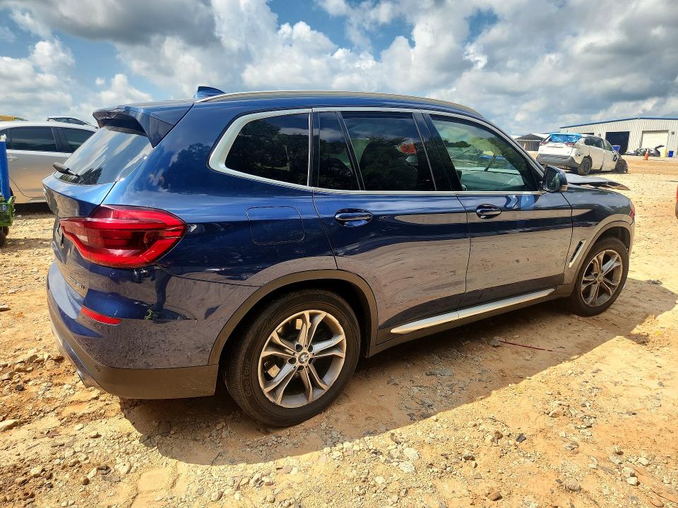 Photo 3 from auction – 2021 BMW X3 with VIN 5UXTY3C02M9E04990