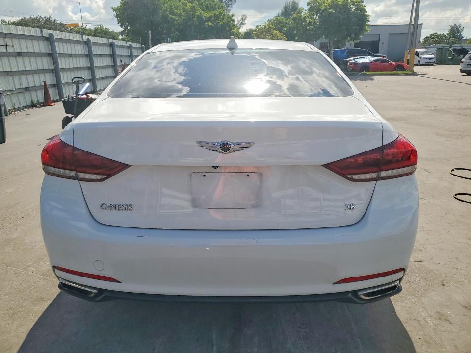 Photo 6 from auction – 2016 HYUNDAI GENESIS with VIN KMHGN4JEXGU133803