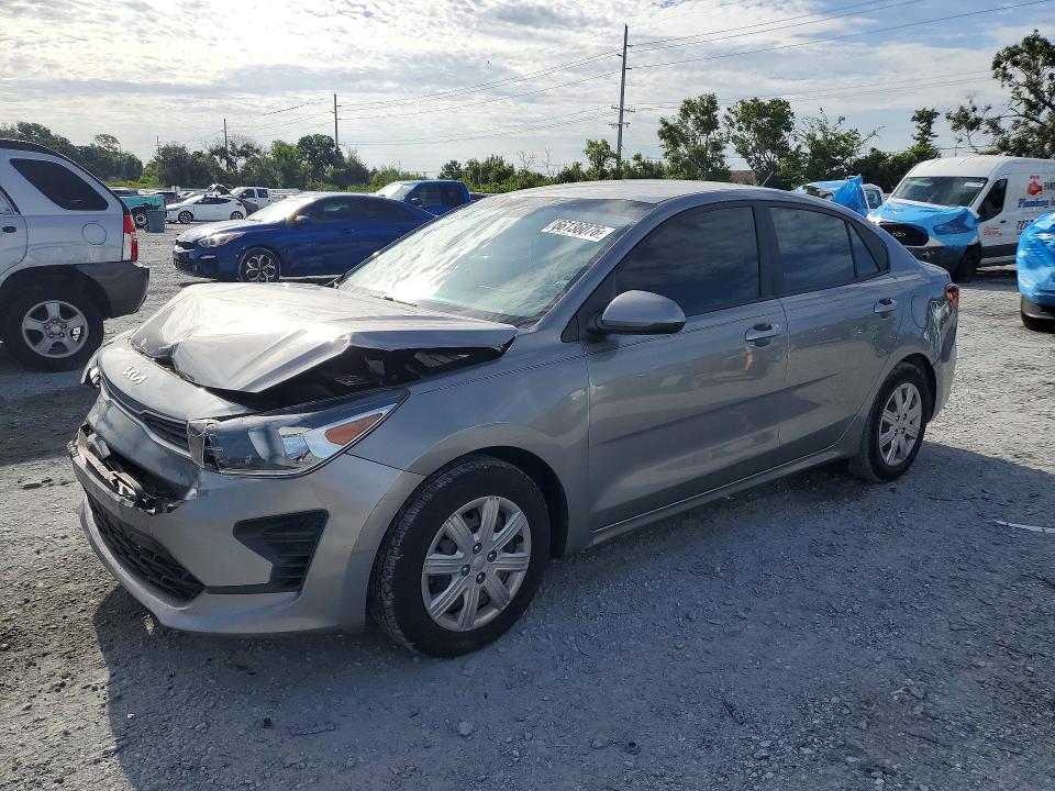 KIA RIO 2022 с VIN 3KPA24AD6NE454792 - Снимка от търг