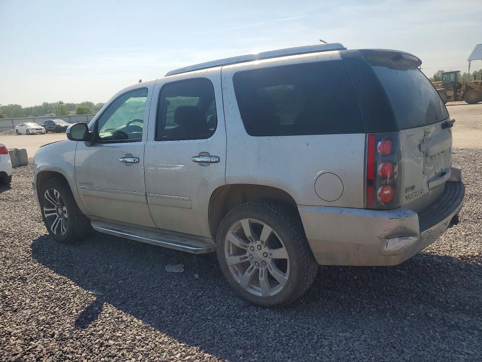 Photo 2 from auction – 2010 GMC YUKON with VIN 1GKUKEEF1AR288232