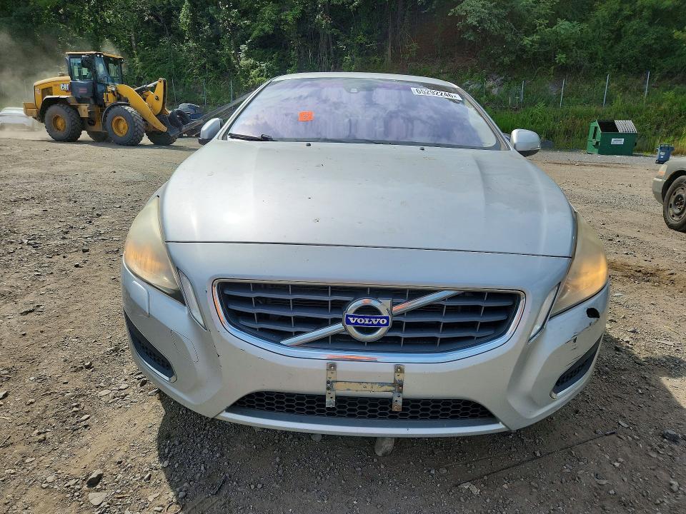 Photo 5 from auction – 2012 VOLVO S60 with VIN YV1622FS8C2099887