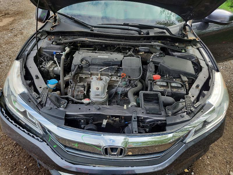 Photo 11 from auction – 2017 HONDA ACCORD with VIN 1HGCR2F64HA811429