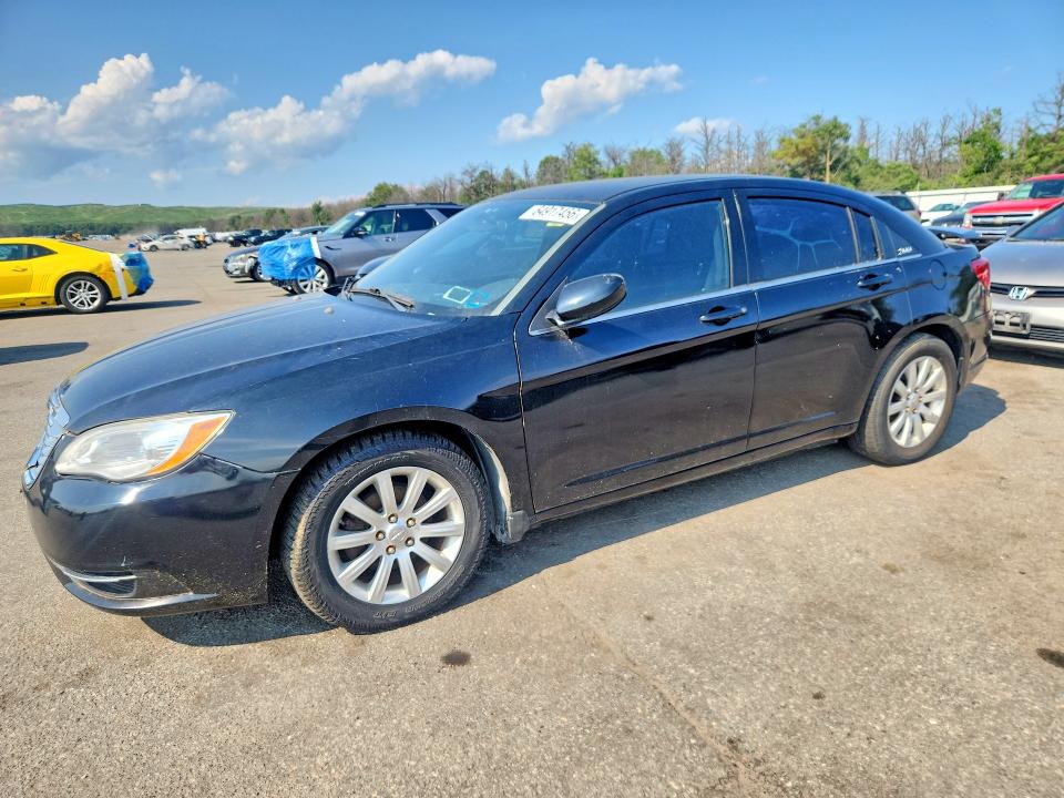 CHRYSLER 200 2013 with VIN 1C3CCBBB3DN503937 - Photo from auction