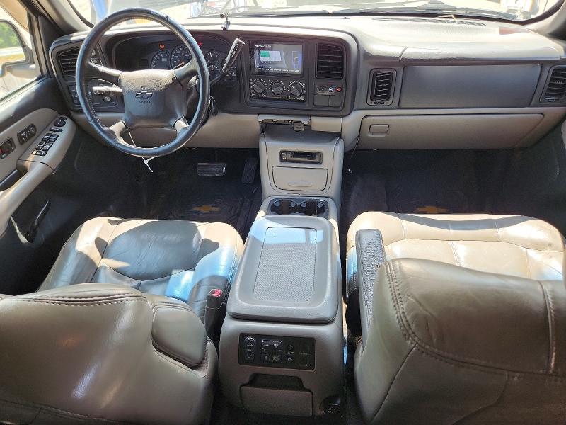 Photo 8 from auction – 2002 CHEVROLET TAHOE with VIN 1GNEK13ZX2J213445