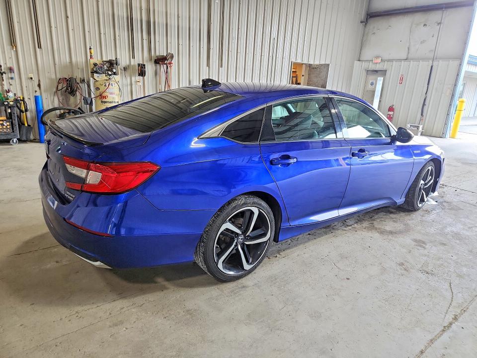Photo 3 from auction – 2022 HONDA ACCORD with VIN 1HGCV3F2XNA044504
