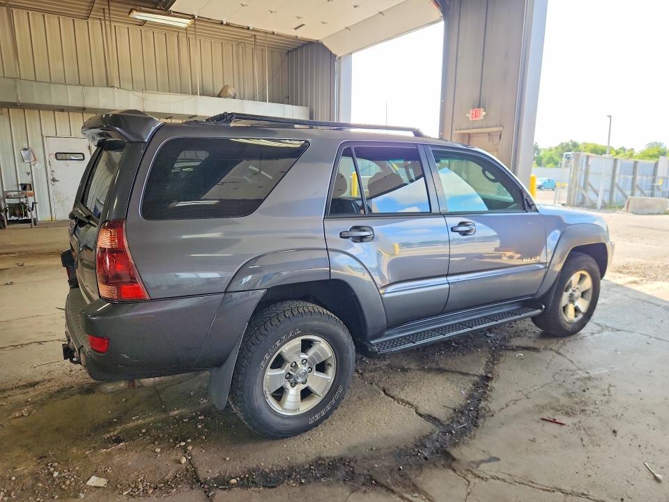 Zdjęcie 3 z aukcji – 2005 TOYOTA 4RUNNER z VIN JTEBT14R158027159