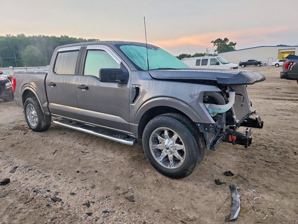 Photo 4 from auction – 2022 FORD F150 with VIN 1FTEW1CP8NFA84687