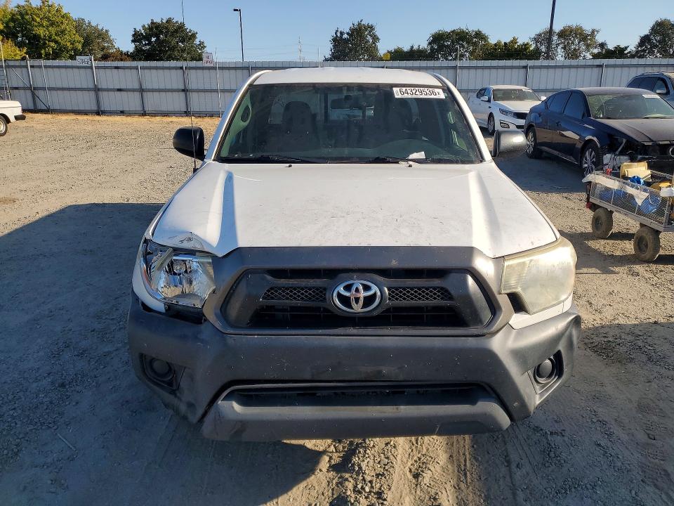 Photo 5 from auction – 2014 TOYOTA TACOMA with VIN 5TFTX4CN1EX044482