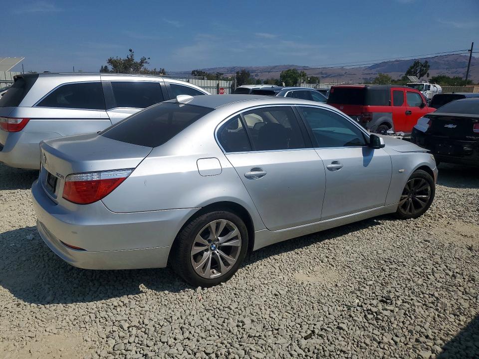 Photo 3 from auction – 2010 BMW 535 with VIN WBANW1C52AC168981