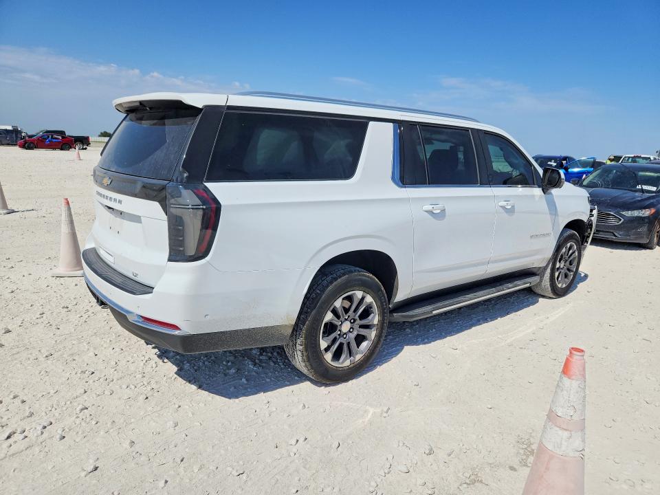 Photo 3 from auction – 2025 CHEVROLET SUBURBAN with VIN 1GNS5CRD4SR310496