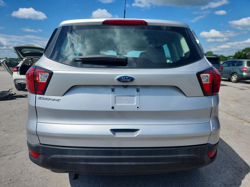 Photo 6 from auction – 2019 FORD ESCAPE with VIN 1FMCU0F71KUB94910