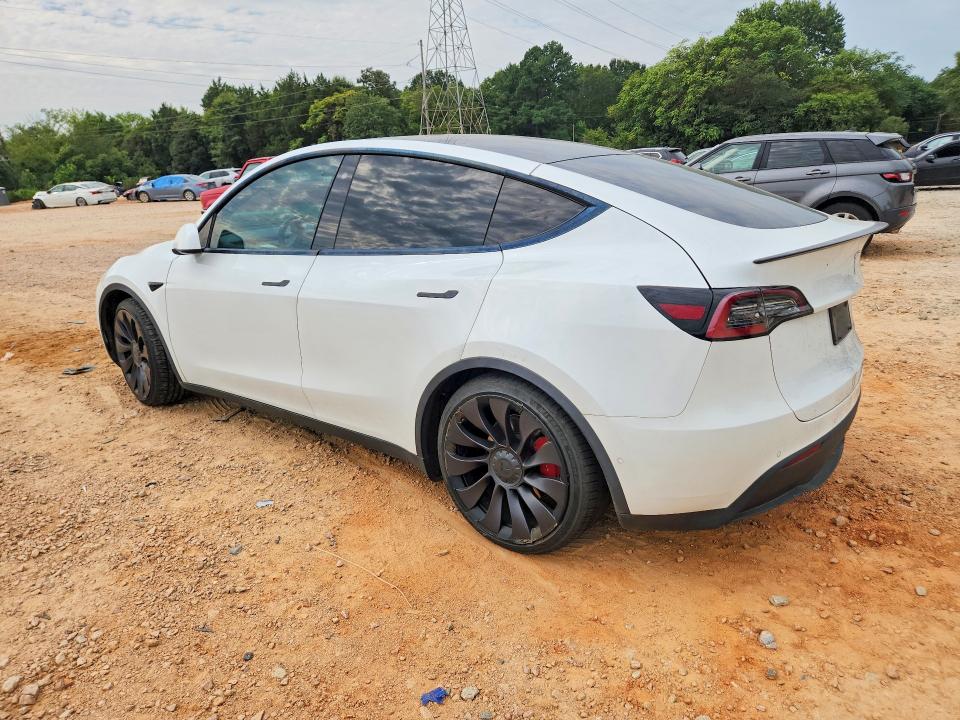 Снимка 2 от търг – 2020 TESLA MODEL Y с VIN 5YJYGDEF0LF025635