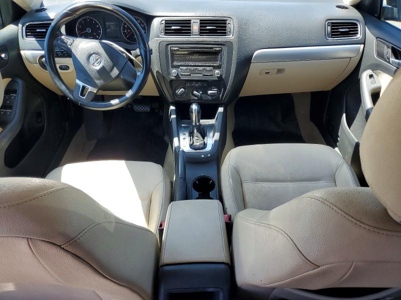 Photo 8 from auction – 2014 VOLKSWAGEN JETTA with VIN 3VWD17AJ5EM370313