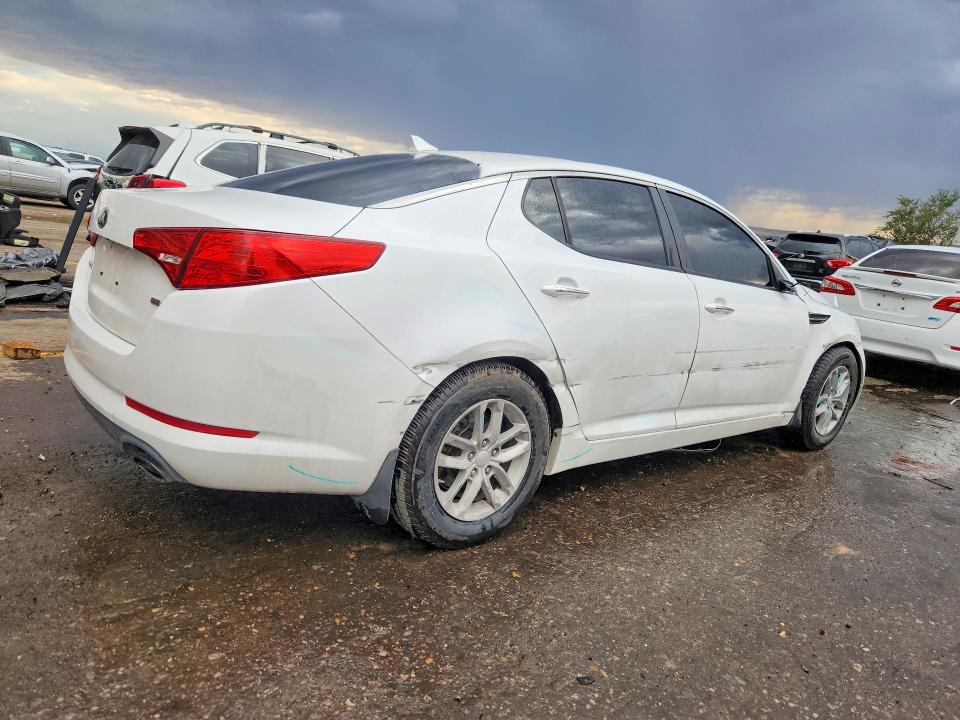 Photo 3 from auction – 2013 KIA OPTIMA with VIN KNAGM4A75D5442283