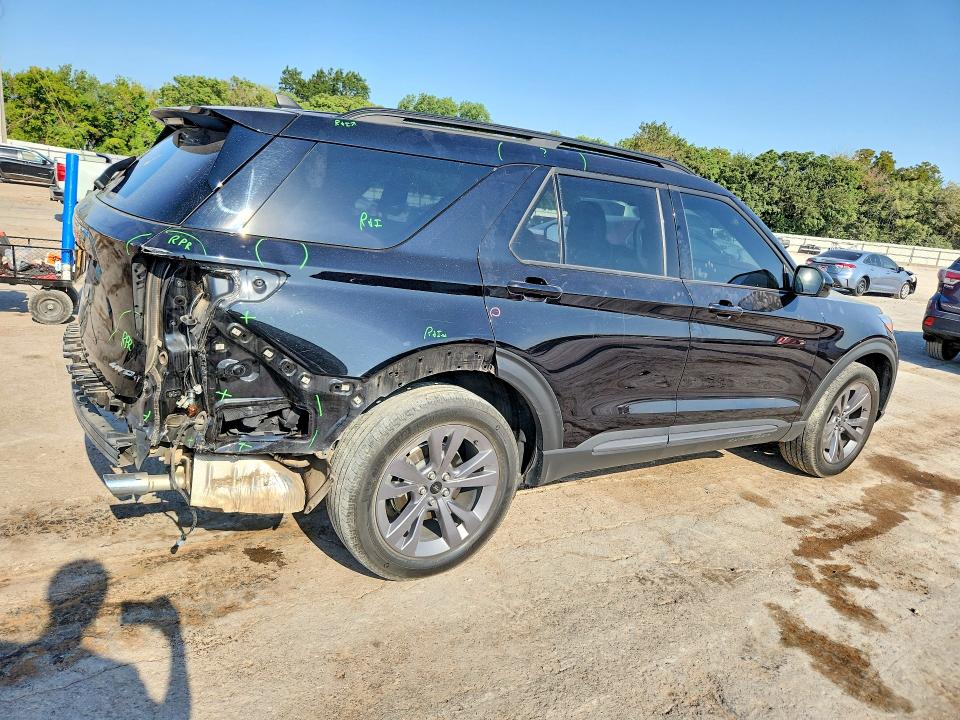 Photo 3 from auction – 2023 FORD EXPLORER with VIN 1FMSK8DH4PGB43158
