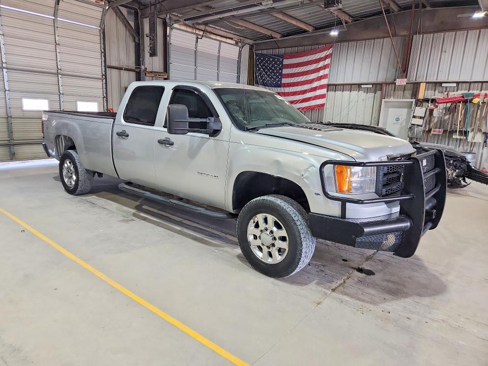 Photo 4 from auction – 2013 GMC SIERRA 3500HD with VIN 1GT422C82DF143754