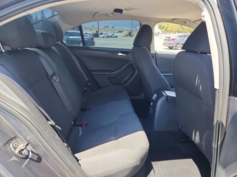 Photo 10 from auction – 2014 VOLKSWAGEN JETTA with VIN 3VW2K7AJ7EM372312