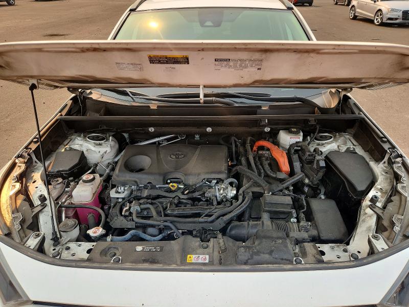 Photo 12 from auction – 2022 TOYOTA RAV4 with VIN JTMMWRFV2ND150022