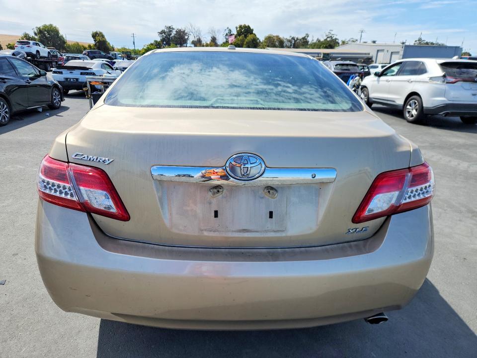 Photo 6 from auction – 2011 TOYOTA CAMRY with VIN 4T1BF3EK3BU231694