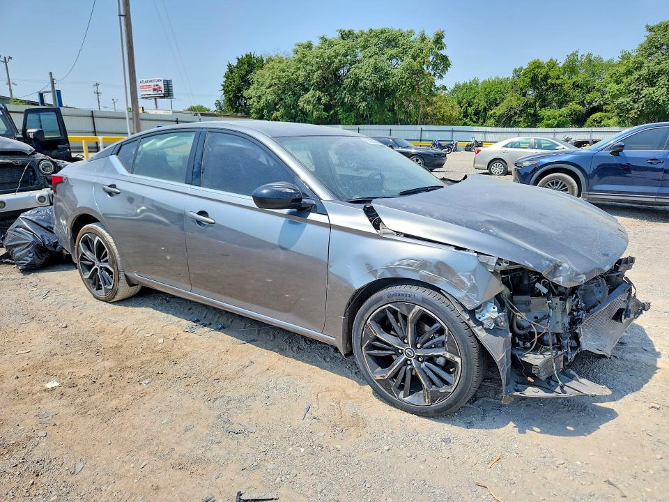 Photo 4 from auction – 2023 NISSAN ALTIMA with VIN 1N4BL4CW1PN334158