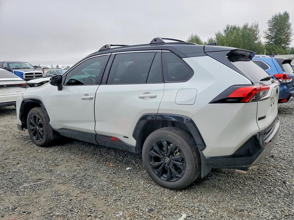 Photo 2 from auction – 2025 TOYOTA RAV4 with VIN 2T3E6RFV9SW084944