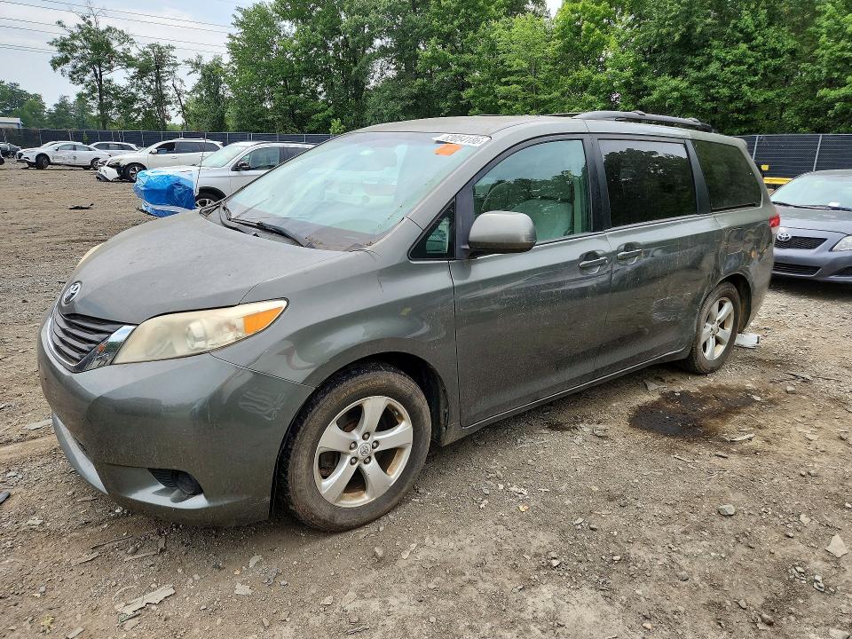 TOYOTA SIENNA 2011 with VIN 5TDKK3DC7BS023851 - Photo from auction