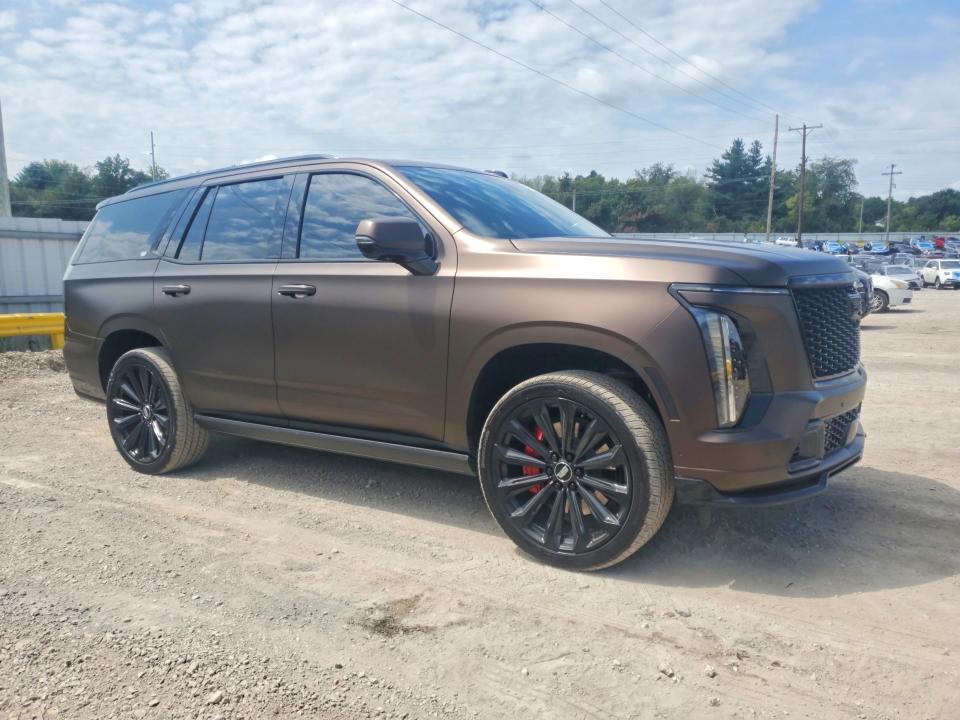 Photo 4 from auction – 2025 CADILLAC ESCALADE V with VIN 1GYS9HR93SR158842