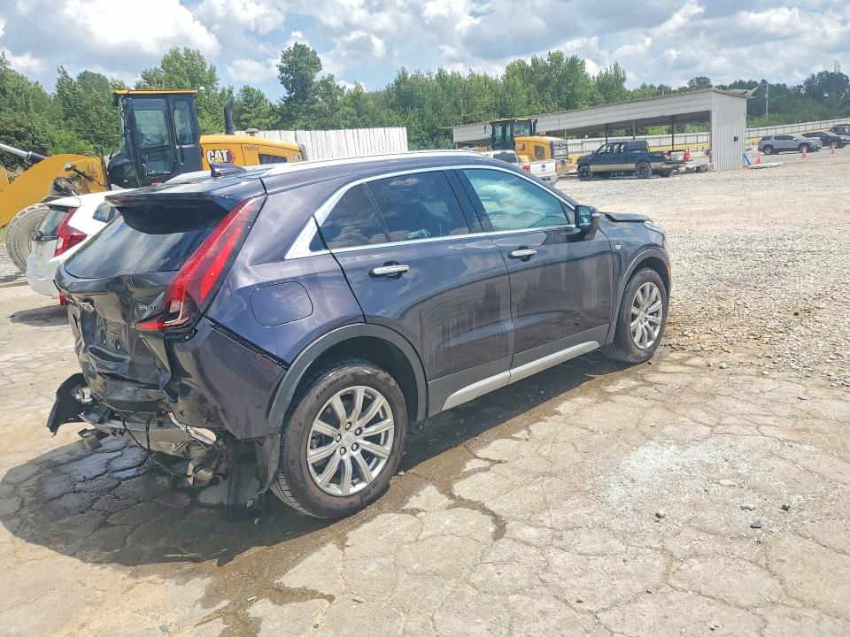 Photo 3 from auction – 2023 CADILLAC XT4 with VIN 1GYFZCR4XPF170391