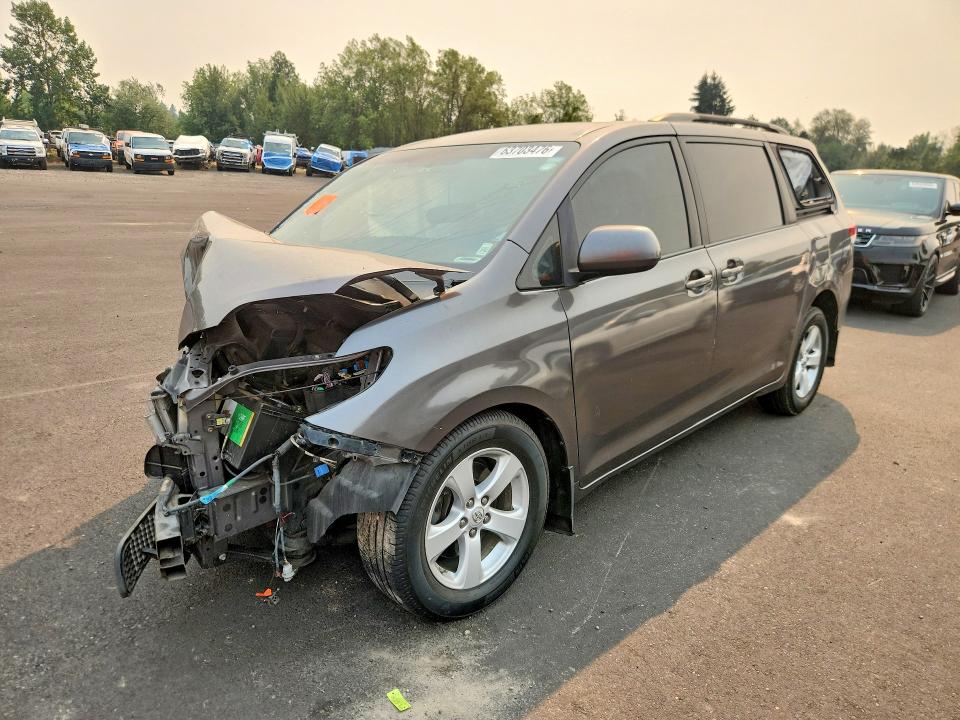 TOYOTA SIENNA 2011 with VIN 5TDKK3DC4BS091654 - Photo from auction